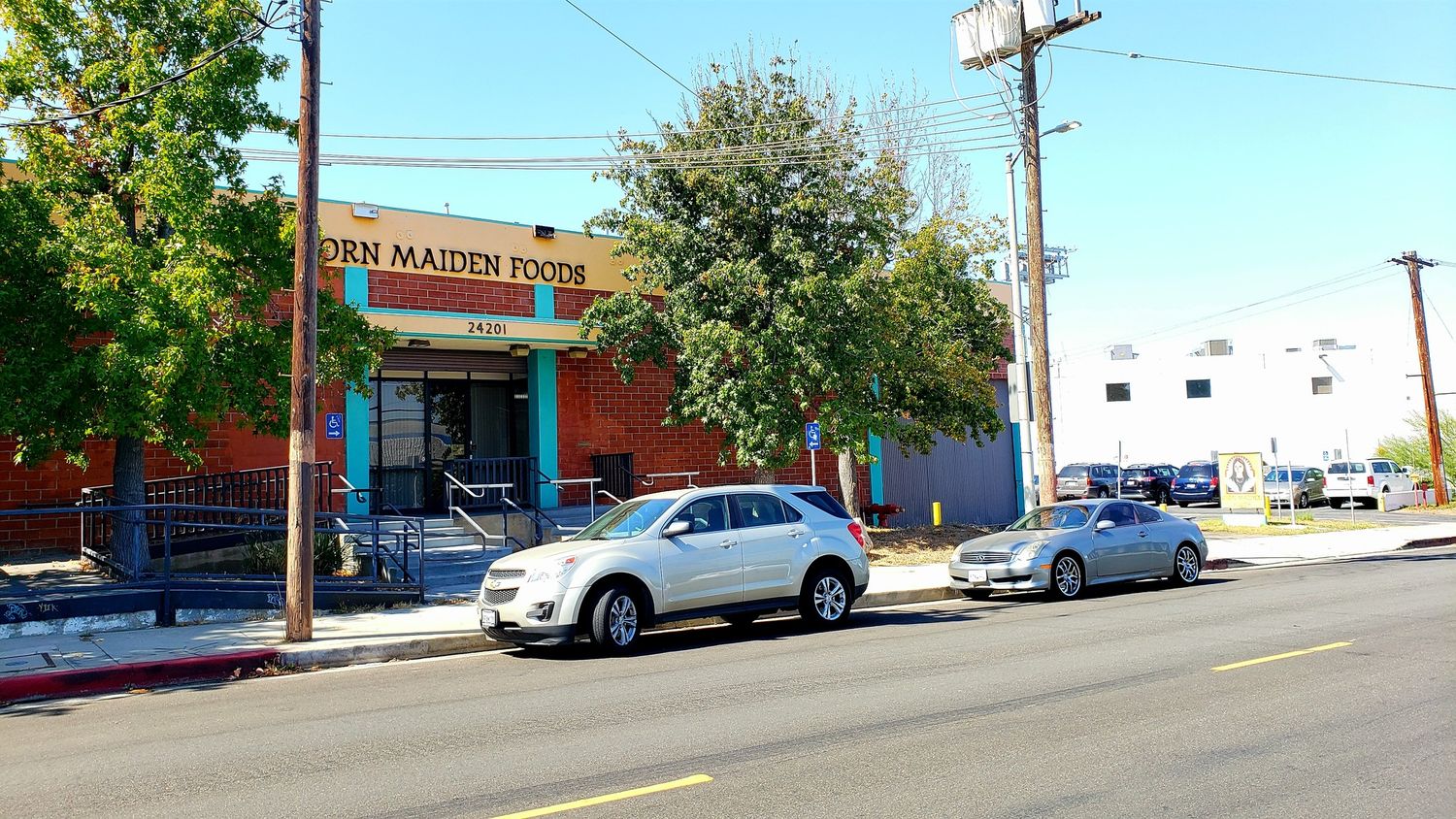 Turnkey USDA Commercial Commissary : 24201 Frampton Ave, Harbor City, CA, 90710
